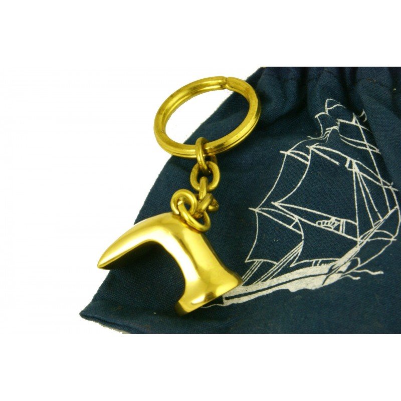 Llavero náutico en latón de un noray