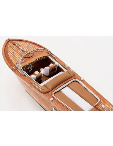 Maqueta naval lancha a motor