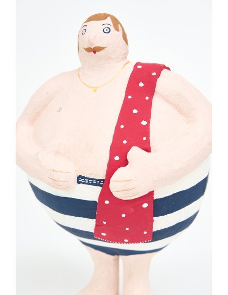  Bañista de papel maché 