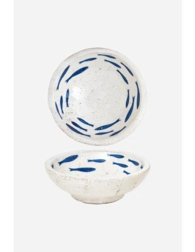 Plato en terracotta pared 