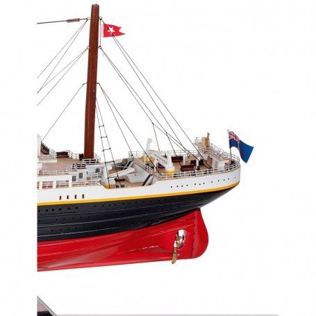 Maqueta de barco Titanic con luz en decoracionmar.com para decoración náutica y marinera