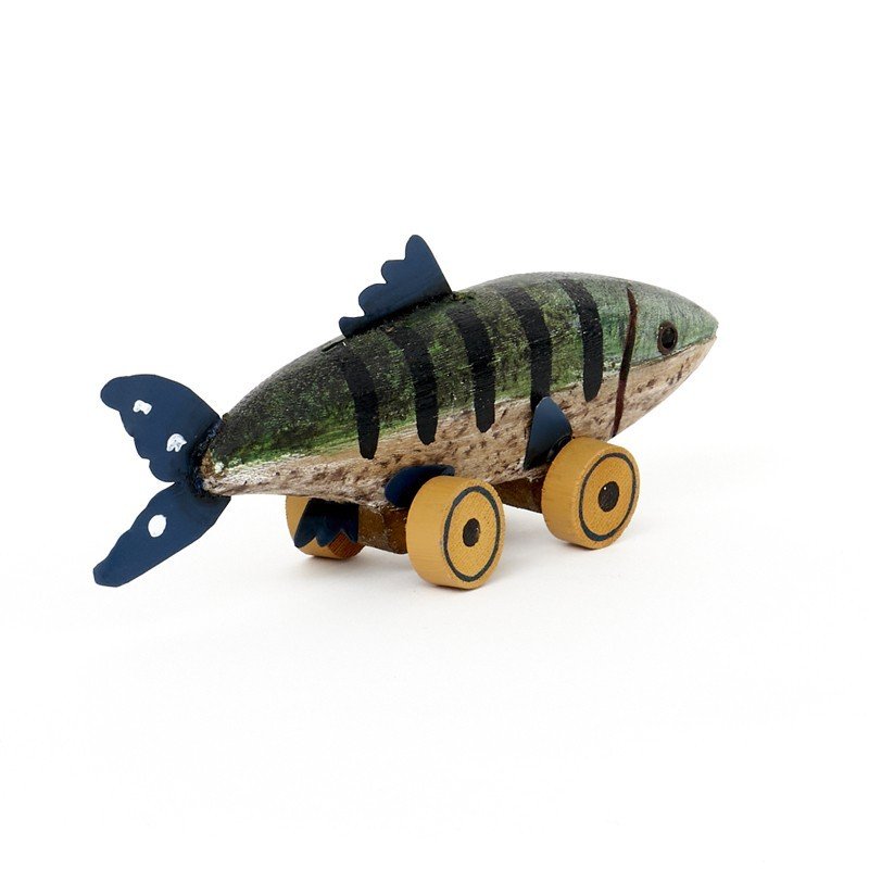 Pez marino figura de madera y metal