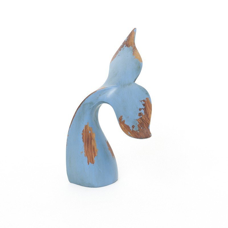 Escultura cola de ballena en resina