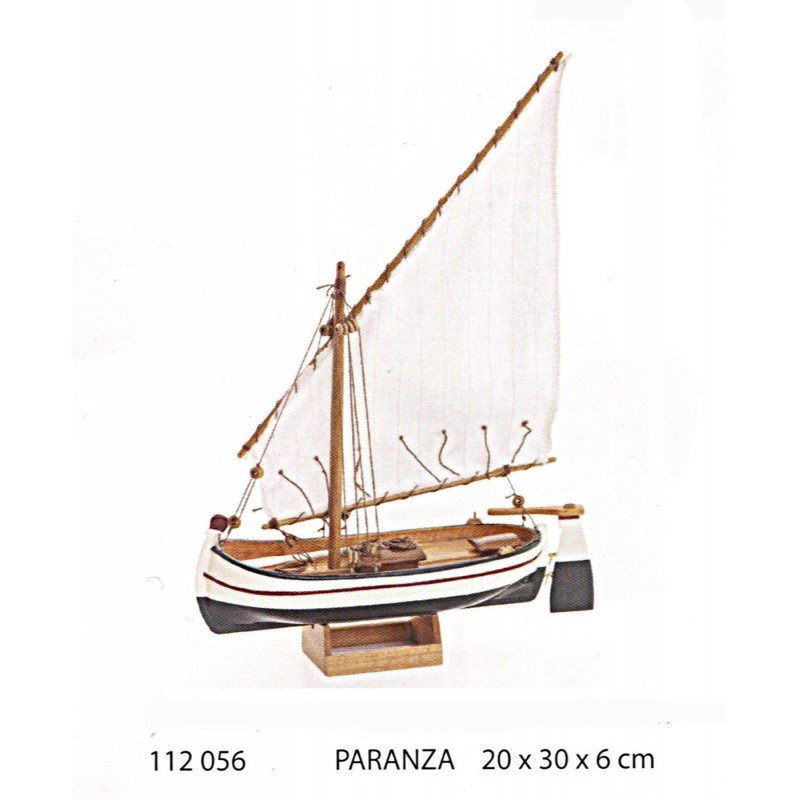 REPRODUCCIÓN MARINERA DE BOTE DE PESCA PARANZA