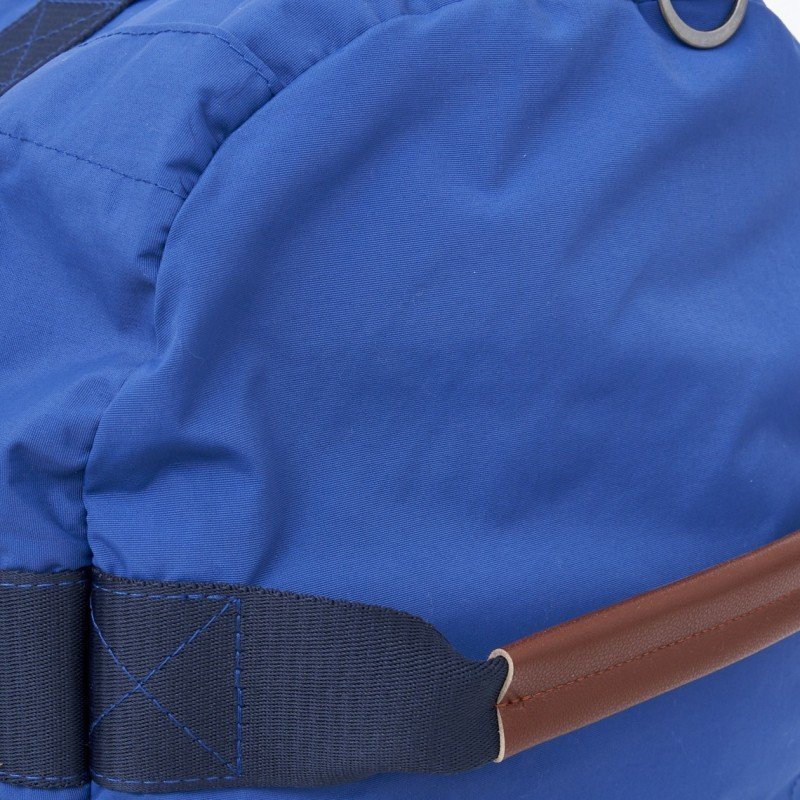 Bolso de nylon para viajes o excursiones